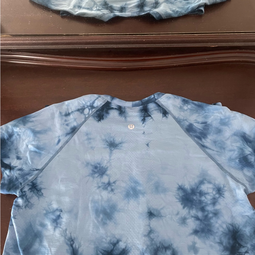 🔴LULULEMON SWIFTLY TECH 2.0 TYE DYE BLUE🔴